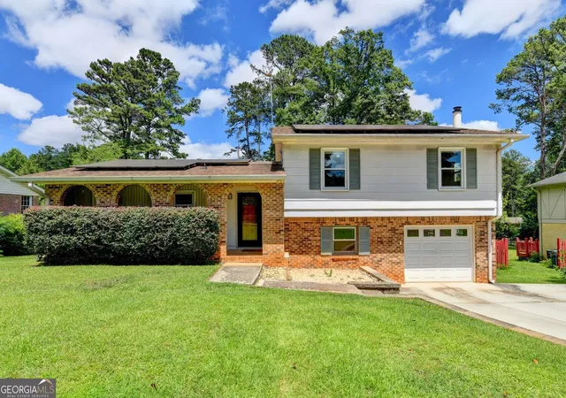 Photo 1 of Sale Pending at 1577 Harbour Oaks Rd, Tucker, GA 30084 | MLS# 10792872 | Listing updated on 2026-09-28