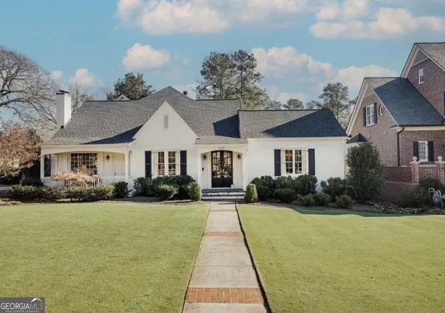 2nd image of 577 Cloverhurst Ave, Athens, GA 30606 | MLS# 10698939