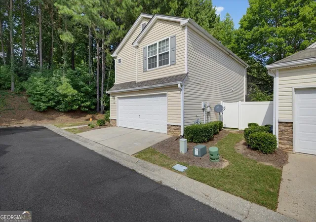 Photo 2 of Single family home for sale at 904 Windcroft Cir NW, Acworth, GA 30101 | MLS# 10827923 | Listing updated on 2026-09-12