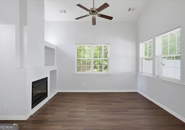 Photo 4 of Single family home for sale at 904 Windcroft Cir NW, Acworth, GA 30101 | MLS# 10827923 | Listing updated on 2026-09-12