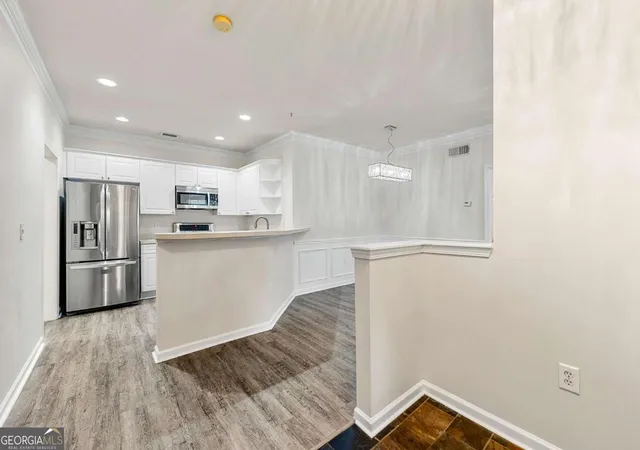 3rd image of 2400 Cumberland Pkwy Se #411, Atlanta, GA 30339 | MLS# 10571170