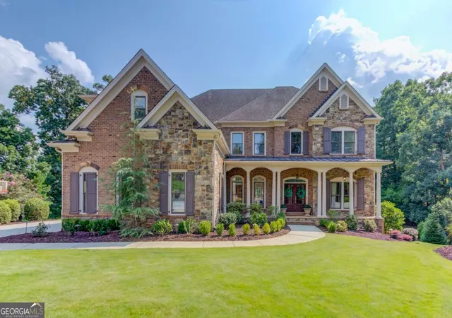Photo 3 of Mansion for sale at 5318 Binghurst Ct, Suwanee, GA 30024 | MLS# 10827763 | Listing updated on 2026-09-18