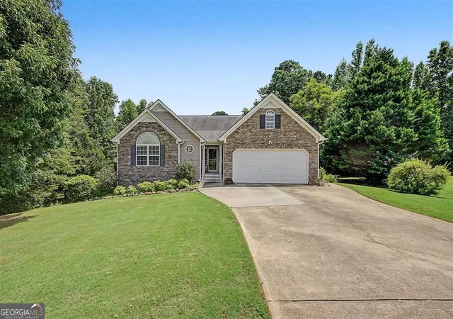 Photo 2 of Single family home for sale at 5 Shenandoah Ct, Hiram, GA 30141 | MLS# 10821807 | Listing updated on 2026-08-21