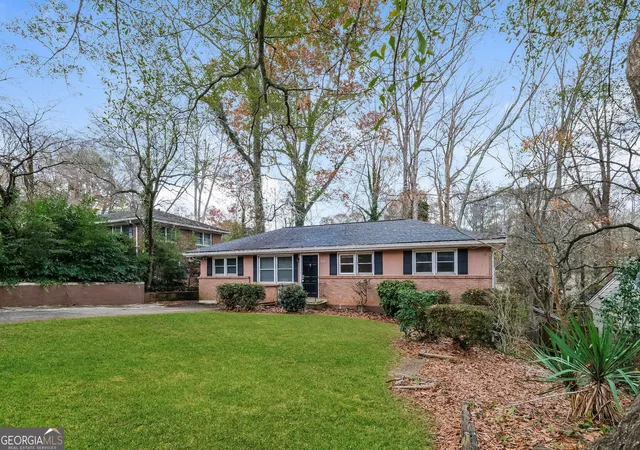 2nd image of 2965 Judylyn Dr, Decatur, GA 30033 | MLS# 10656895