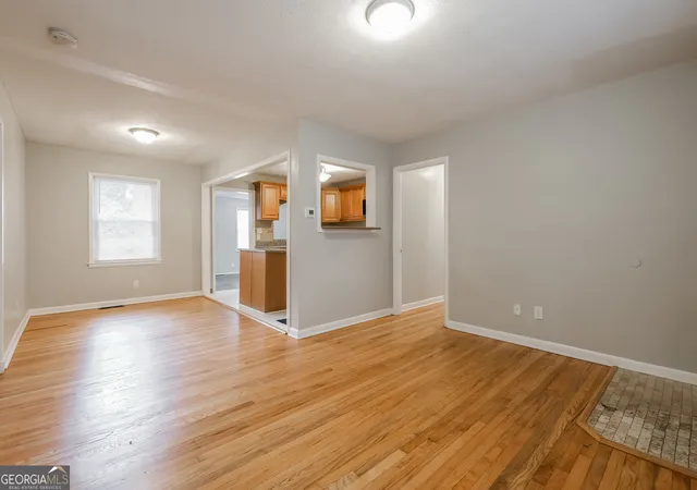 4th image of 2965 Judylyn Dr, Decatur, GA 30033 | MLS# 10656895