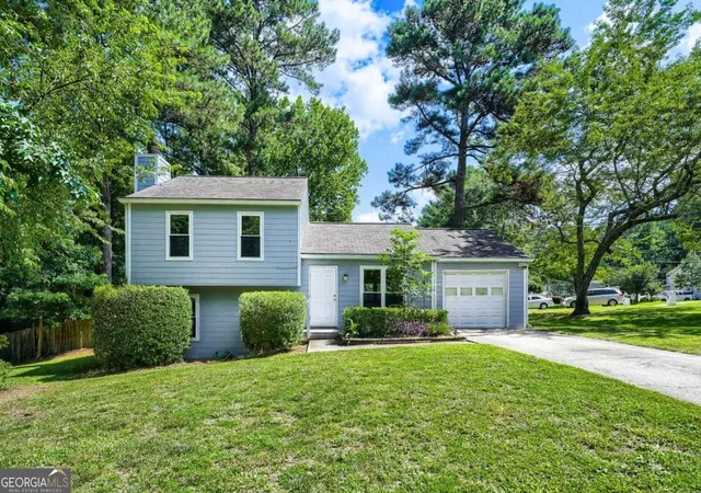 Photo 1 of Sale Pending at 2635 Meadow Bnd Ct, Duluth, GA 30096 | MLS# 10799605 | Listing updated on 2026-09-03