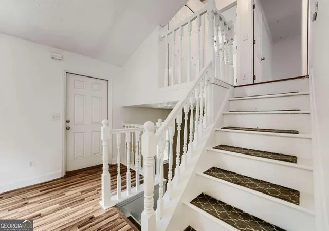 Photo 3 of Sale Pending at 2635 Meadow Bnd Ct, Duluth, GA 30096 | MLS# 10799605 | Listing updated on 2026-09-03