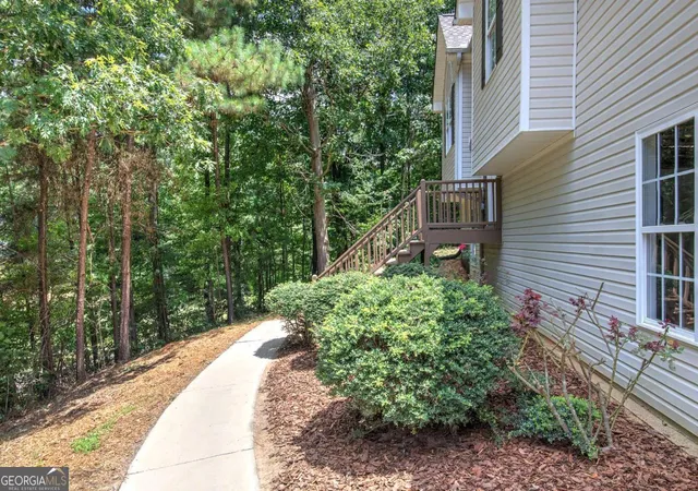Photo 3 of Single family home for sale at 290 Whispering Waters Dr, Jasper, GA 30143 | MLS# 10803687 | Listing updated on 2026-10-09