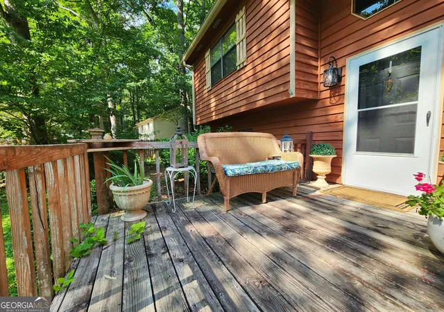 Photo 3 of Single family home for sale at 4225 Spring Gate Dr, Powder Springs, GA 30127 | MLS# 10832327 | Listing updated on 2026-09-11