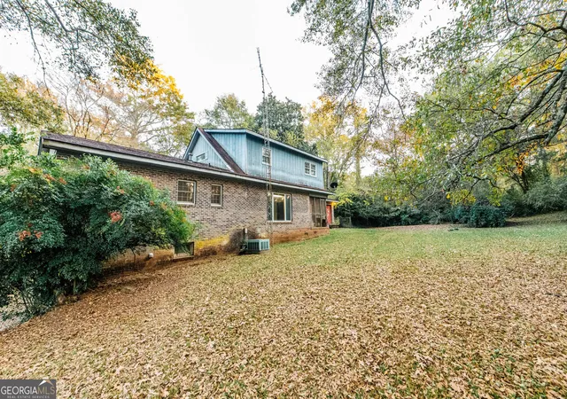 Photo 4 of Single family home for sale at 6368 Old Forsyth Rd, Macon, GA 31210 | MLS# 10647415 | Listing updated on 2026-09-13
