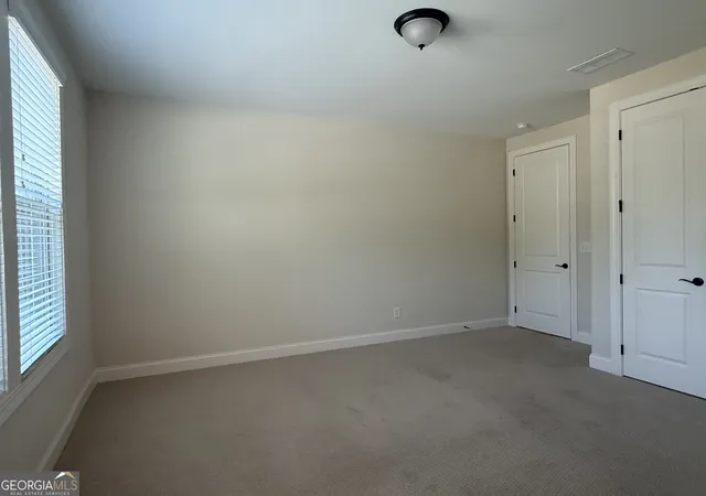 Photo 4 of Single family home for sale at 469 Silverbell Ct, Peachtree City, GA 30269 | MLS# 10805647 | Listing updated on 2026-10-08