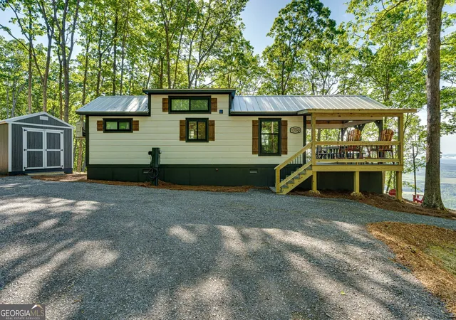 Homes for sale in Menlo, GA | 205 Sky View Dr, Menlo, GA 30731 | MLS# 10802682