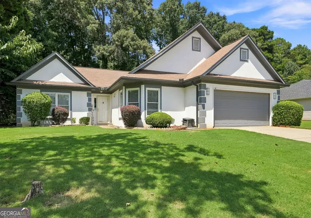 Photo 2 of Single family home for sale at 300 Leigh Kay Dr, Lawrenceville, GA 30046 | MLS# 10830844 | Listing updated on 2026-09-04