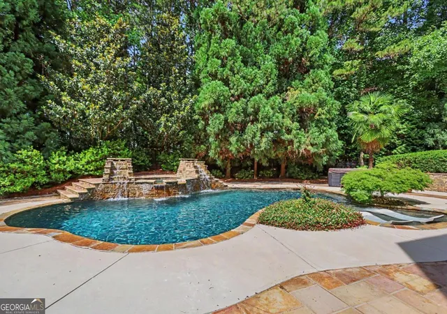 Photo 3 of Mansion for sale at 5152 Legends Dr, Braselton, GA 30517 | MLS# 10790567 | Listing updated on 2026-10-02
