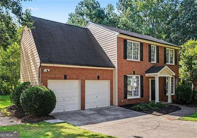 Photo 2 of Single family home for sale at 3060 Winston Ter Ct, Alpharetta, GA 30009 | MLS# 10836284 | Listing updated on 2026-09-14