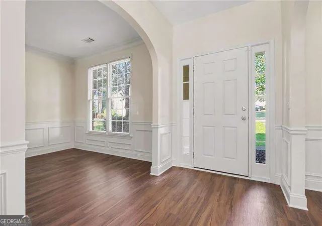 Photo 3 of Single family home for sale at 3060 Winston Ter Ct, Alpharetta, GA 30009 | MLS# 10836284 | Listing updated on 2026-09-14