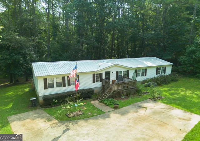 Photo 2 of Sale Pending at 315 Double Branch Rd, Danielsville, GA 30633 | MLS# 10817360 | Listing updated on 2026-08-25