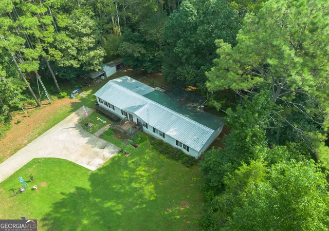 Photo 3 of Sale Pending at 315 Double Branch Rd, Danielsville, GA 30633 | MLS# 10817360 | Listing updated on 2026-08-25
