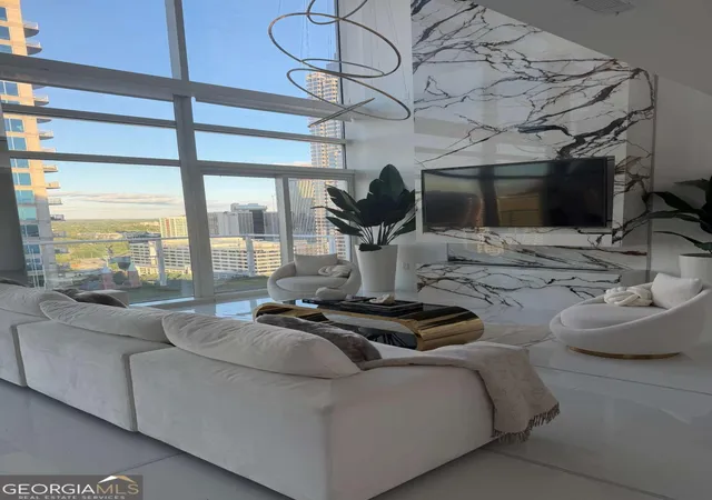 2nd image of 45 Ivan Allen Jr Blvd Nw #2701, Atlanta, GA 30308 | MLS# 10791978
