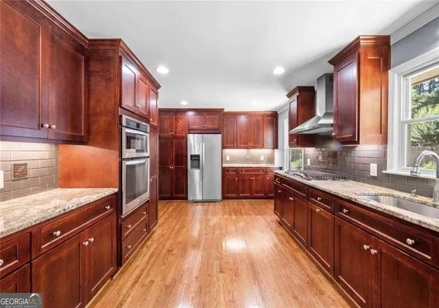 Photo 2 of Single family home for sale at 392 Heritage Ln, Alpharetta, GA 30009 | MLS# 10836572 | Listing updated on 2026-09-14
