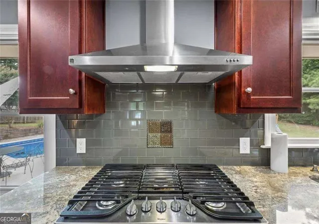 Photo 4 of Single family home for sale at 392 Heritage Ln, Alpharetta, GA 30009 | MLS# 10836572 | Listing updated on 2026-09-14