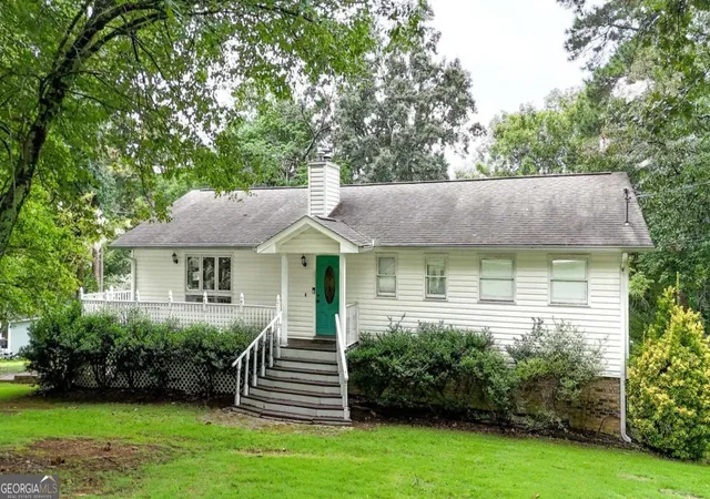 1st image of 110 Crestmont Dr, Calhoun, GA 30701 | MLS# 10822933