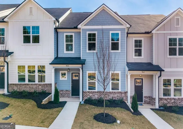 3rd image of 401 Whitehorse Wy #42, Conyers, GA 30094 | MLS# 10809626