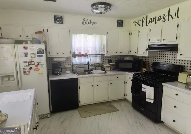 4th image of 1224 Whitney Pl, Stone Mountain, GA 30088 | MLS# 10812994