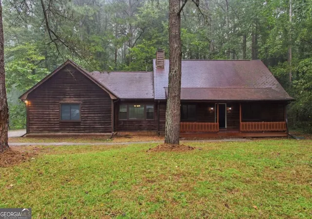 Photo 1 of Single family home for sale at 610 Ponderosa Ct, Fayetteville, GA 30214 | MLS# 10834609 | Listing updated on 2026-09-10