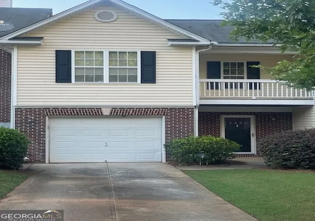 1st image of 2083 Manhattan Pkwy, Decatur, GA 30035 | MLS# 10789044