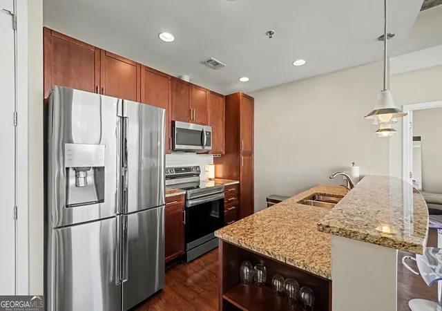 2nd image of 855 Peachtree St Ne #3206, Atlanta, GA 30308 | MLS# 10825287