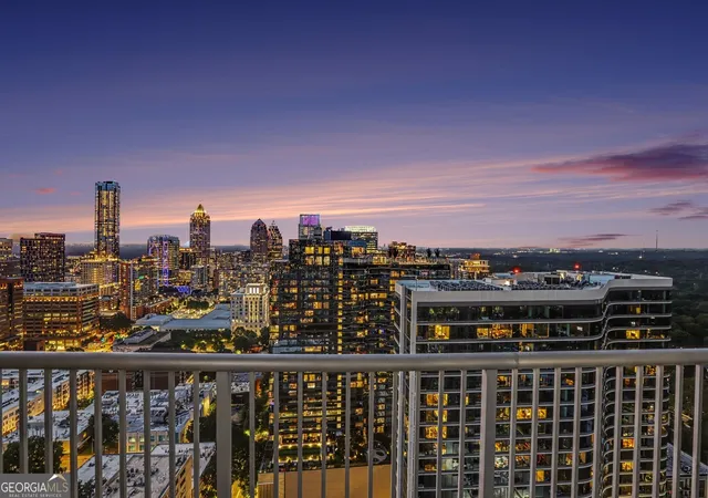 Photo 4 of Condo for sale at 855 Peachtree St Ne #3206, Atlanta, GA 30308 | MLS# 10825287 | Listing updated on 2026-08-27