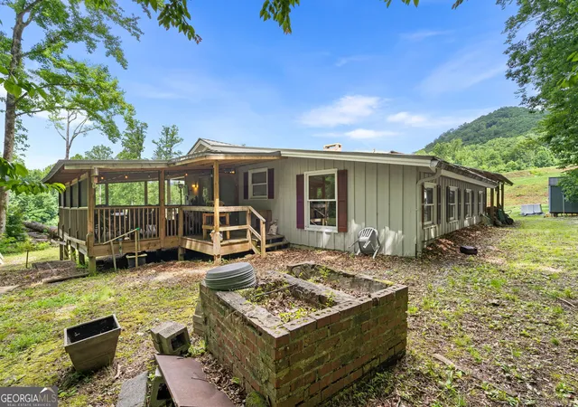 Homes for sale in Hayesville, NC | 1449 Muskrat Creek Rd, Hayesville, NC 28904 | MLS# 10783328