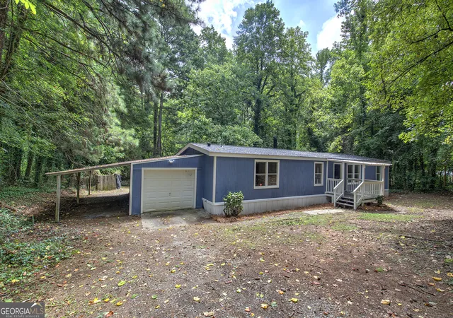 Photo 2 of Manufactured home for sale at 5160 E Holiday Ct Se, Acworth, GA 30102 | MLS# 10827303 | Listing updated on 2026-10-05