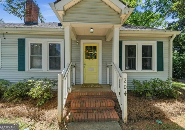 5th image of 204 N Walnut St, Greensboro, GA 30642 | MLS# 10812459