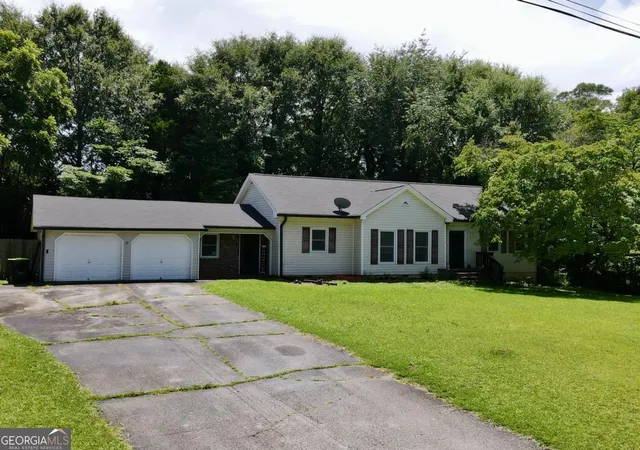 Photo 1 of Sale Pending at 416 S Candler St, Villa Rica, GA 30180 | MLS# 10808740 | Listing updated on 2026-09-02