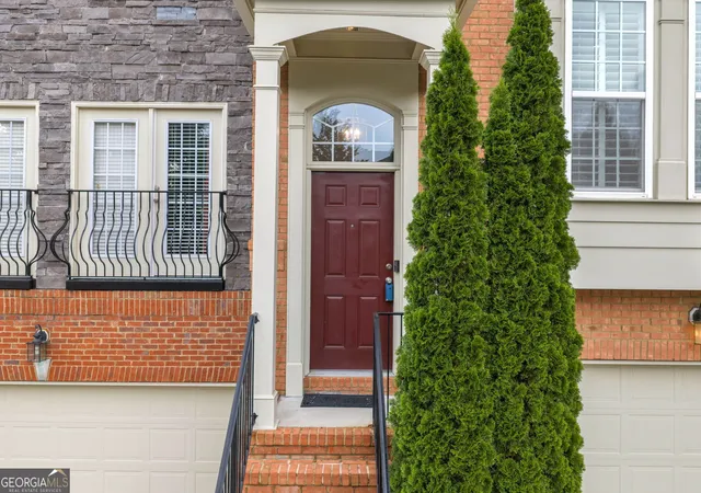 Photo 2 of Townhouse for sale at 4697 Wehunt Commons Dr Se, Smyrna, GA 30082 | MLS# 10807075 | Listing updated on 2026-08-29
