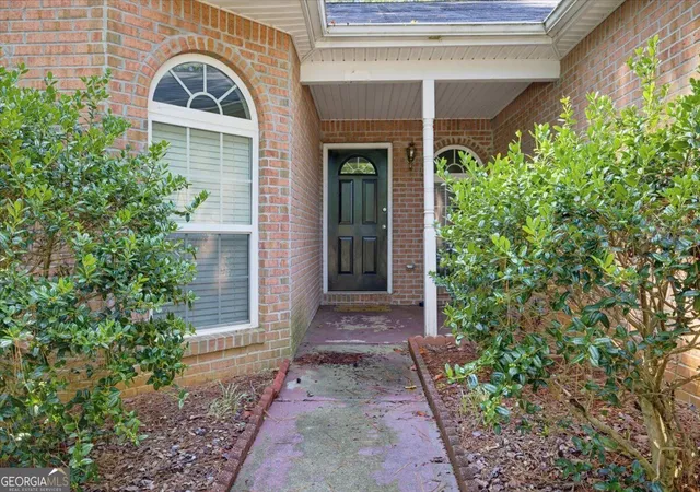 Photo 2 of Single family home for sale at 9201 Tarnwood Cir, Villa Rica, GA 30180 | MLS# 10825515 | Listing updated on 2026-09-14