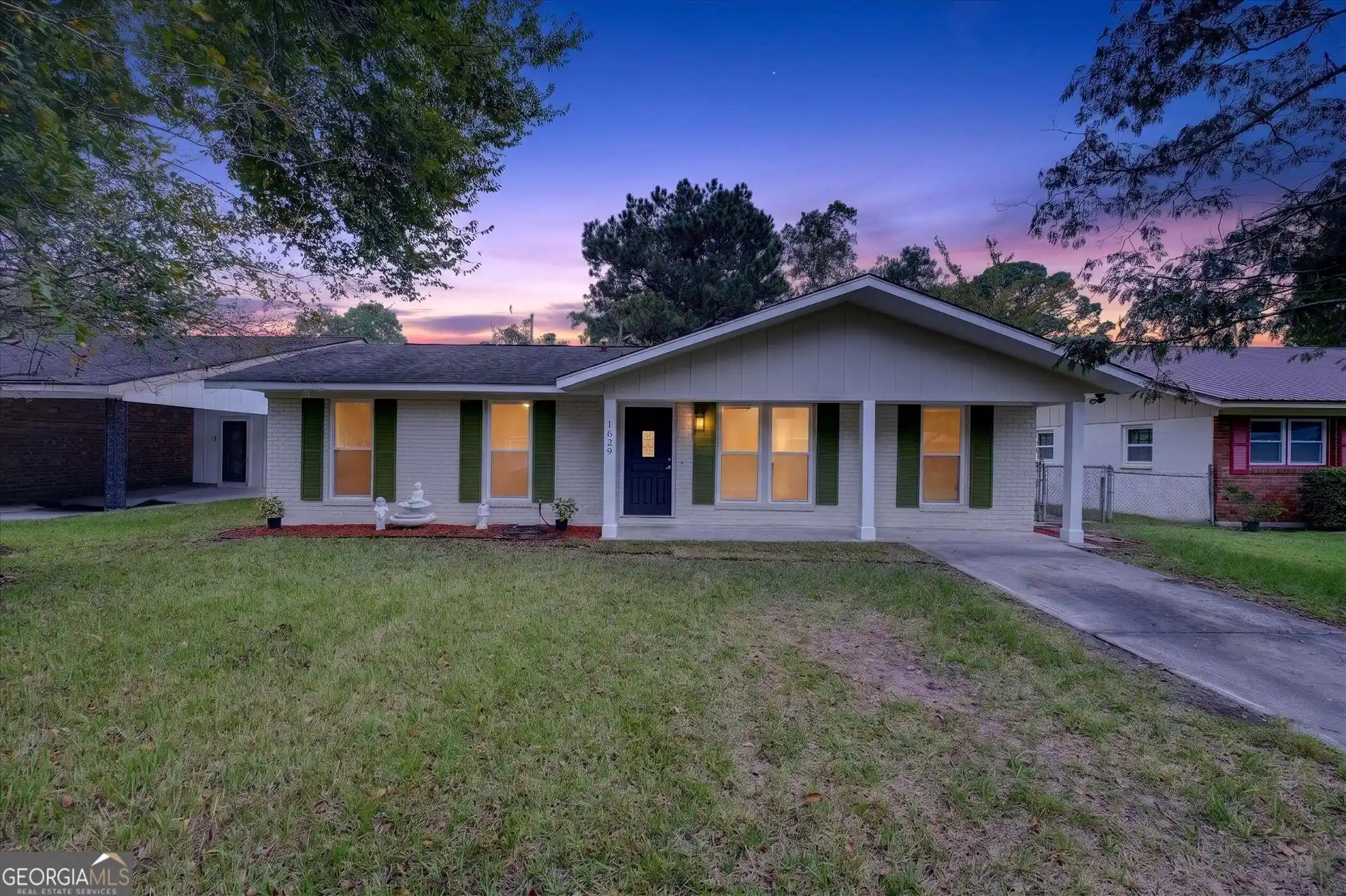 Photo 1 of Single family home for sale at 1629 Glen Ridge Dr, Savannah, GA 31415 | MLS# 10857200 | Listing updated on 2026-10-21