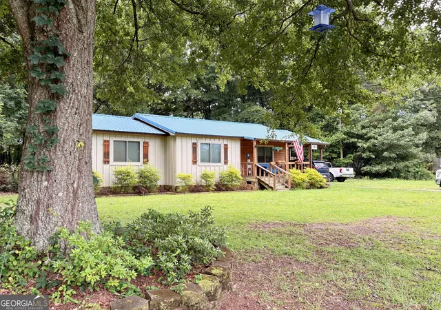 Homes for sale in Byron, GA | 323 Giles Rd, Byron, GA 31008 | MLS# 10791507