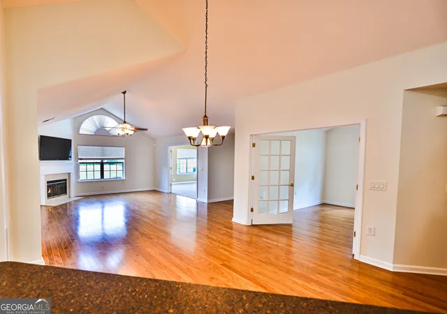 2nd image of 6107 Menlow Ct, Cumming, GA 30041