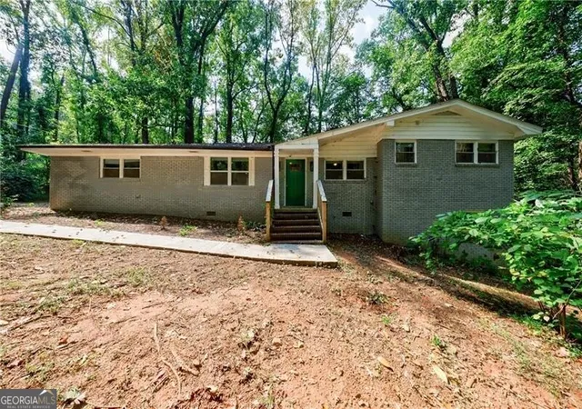 Photo 3 of Single family home for sale at 4305 Christine Ct, Decatur, GA 30035 | MLS# 10613581 | Listing updated on 2026-09-11
