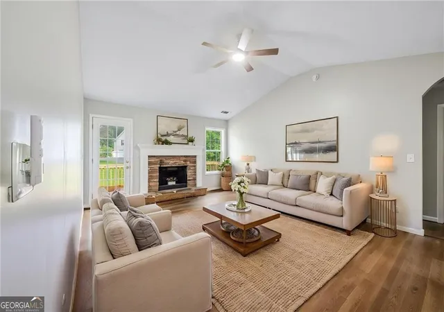 Photo 3 of Single family home for sale at 59 Shadow Hills Ln, Dawsonville, GA 30534 | MLS# 10793769 | Listing updated on 2026-10-25