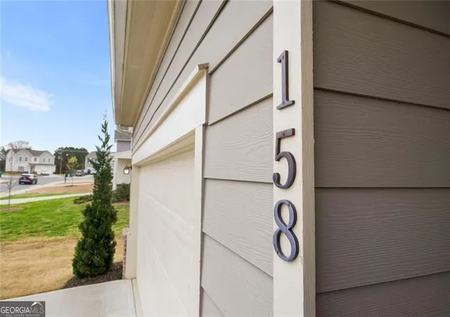 Photo 4 of Single family home for sale at 158 Verona Dr, Cartersville, GA 30120 | MLS# 10719135 | Listing updated on 2026-08-03