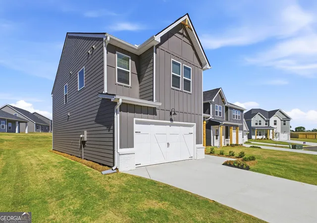 Homes for sale in Perry, GA | 305 Rusty Plow Ln #13, Perry, GA 31069 | MLS# 10654366