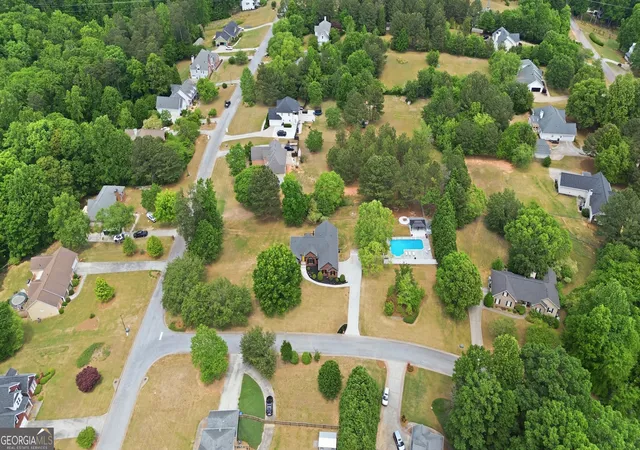 Homes for sale in Loganville, GA | 2015 Wood Valley Dr, Loganville, GA 30052 | MLS# 10799326