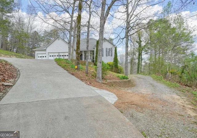 5th image of 865 Old Mill Ln, Waleska, GA 30183 | MLS# 10645154