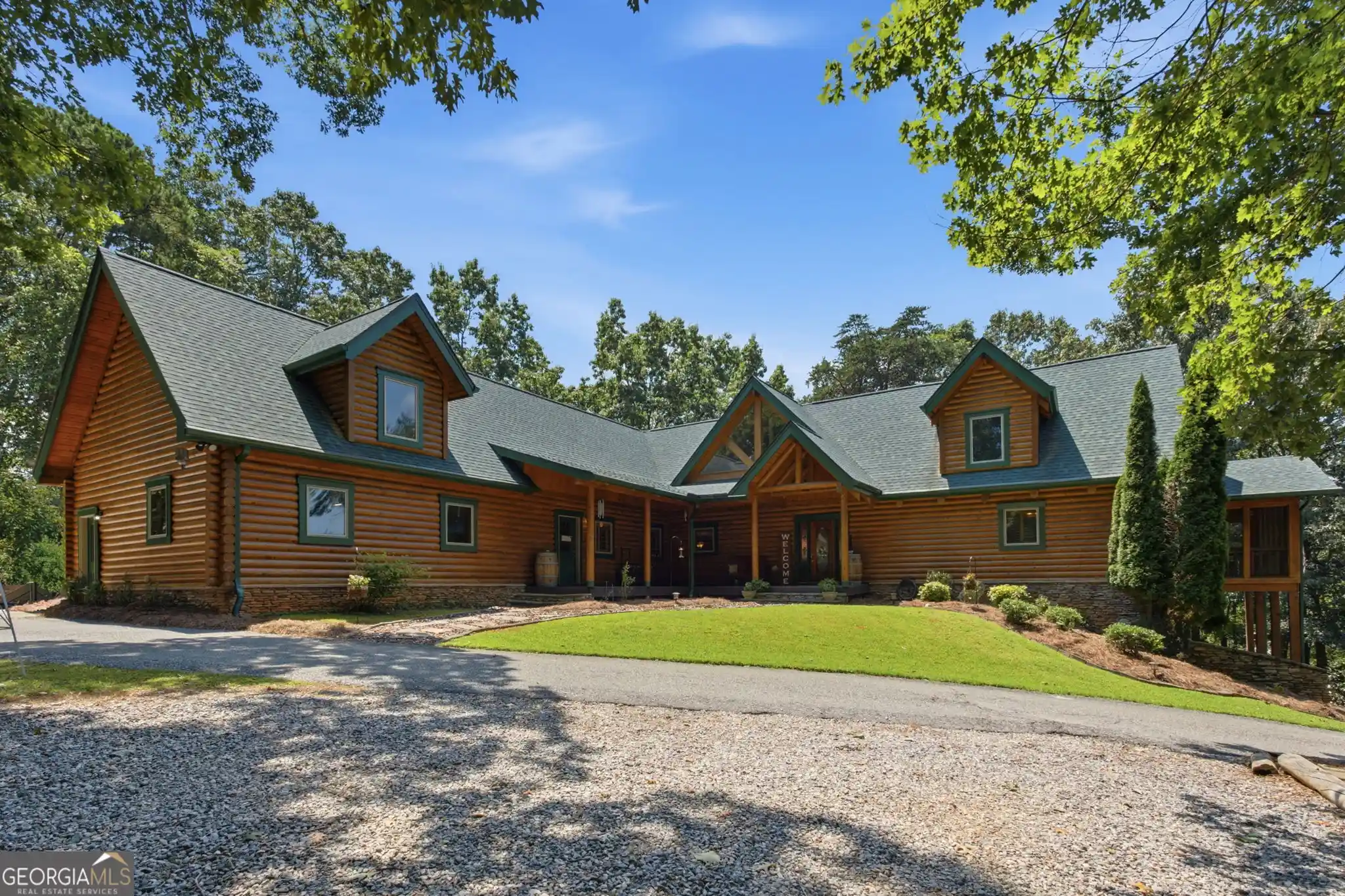 Photo 1 of Single family home for sale at 302 Bumpy Trl, Dawsonville, GA 30534 | MLS# 10816917 | Listing updated on 2026-10-20
