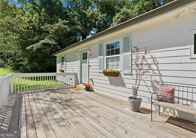 Photo 4 of Single family home for sale at 2538 Gordon Cir Se, Smyrna, GA 30080 | MLS# 10829780 | Listing updated on 2026-09-03