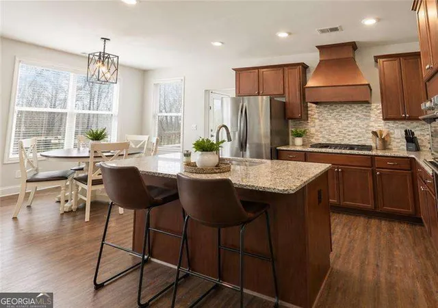 4th image of 620 Riverwalk Manor Dr, Dallas, GA 30132 | MLS# 10814610